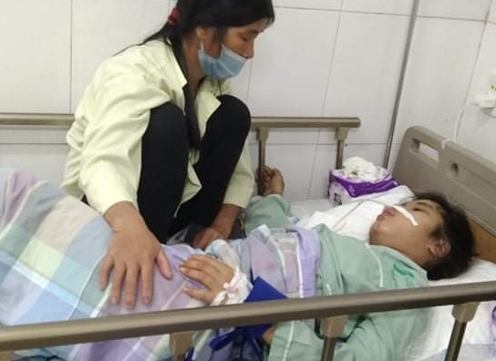 Một gia đình nghèo gặp tai nạn giao thông cần giúp đỡ